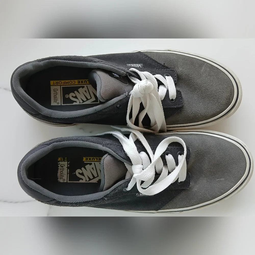Vans Atwood Deluxe Skate Shoes Men’s Size 8 Gray Suede Two Tone